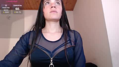 noreen_ online show from 11-19-25, 08:09