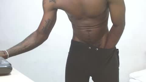 noreno9159 online show from 02-14-26, 12:02