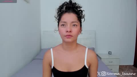 Norma Jeaane online show from 11-25-25, 04:07