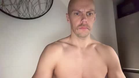 north_guy799643 online show from 03-22-26, 03:21