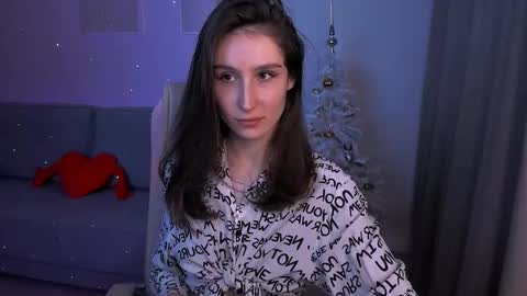 Snapshot of north_valkyrie chatting on 02-13-25, 09:06 Hazel online show from 02-13-25, 09:06