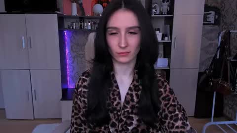 Hazel online show from 01-10-26, 11:45