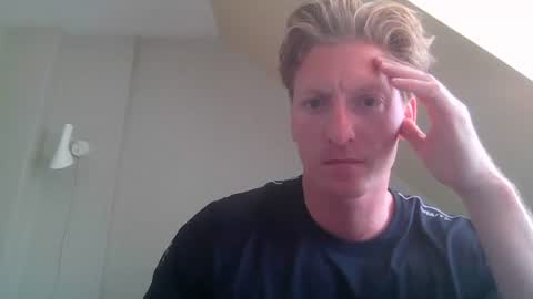 Snapshot of norway_male chatting on 07-21-26, 01:46 norway_male online show from 07-21-26, 01:46