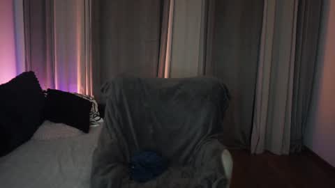 Snapshot of notamericanpie23 chatting on 06-25-26, 08:46 Tina online show from 06-25-26, 08:46