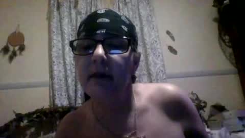 nothingbutthongs online show from 12-19-25, 11:01