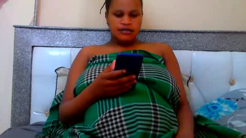 Snapshot of notoy1 chatting on 07-14-26, 02:27 notoy1 online show from 07-14-26, 02:27