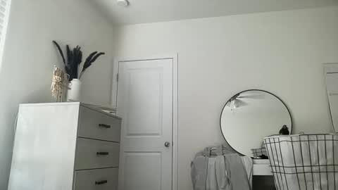 nellyxoxo online show from 02-17-26, 10:16