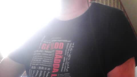 Snapshot of notte chatting on 12-16-25, 09:36 notte online show from 12-16-25, 09:36