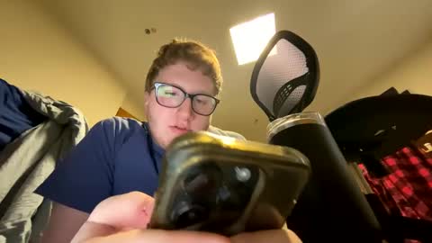 Snapshot of notthis2005 chatting on 01-23-25, 08:56 NotThis online show from 01-23-25, 08:56