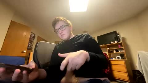 Snapshot of notthis2005 chatting on 01-25-25, 10:07 NotThis online show from 01-25-25, 10:07