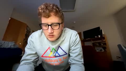 Snapshot of notthis2005 chatting on 01-28-25, 06:17 NotThis online show from 01-28-25, 06:17