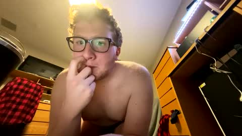 Snapshot of notthis2005 chatting on 01-29-25, 12:22 NotThis online show from 01-29-25, 12:22