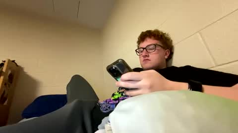 Snapshot of notthis2005 chatting on 02-07-25, 05:18 NotThis online show from 02-07-25, 05:18