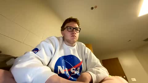 Snapshot of notthis2005 chatting on 02-13-25, 07:31 NotThis online show from 02-13-25, 07:31