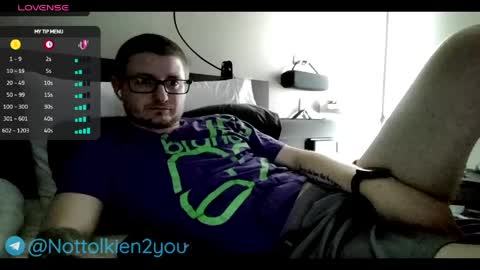 Snapshot of nottolkien2you chatting on 06-08-26, 02:45 NotTolkien2You online show from 06-08-26, 02:45