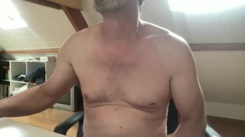 Snapshot of noux69 chatting on 06-04-26, 02:23 noux69 online show from 06-04-26, 02:23
