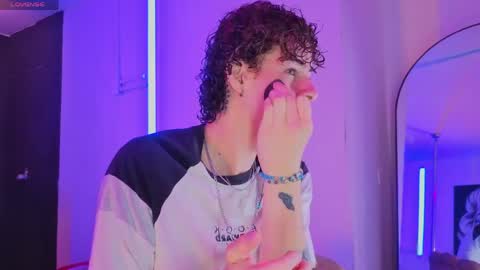 Nova Salvatore online show from 04-15-26, 02:40