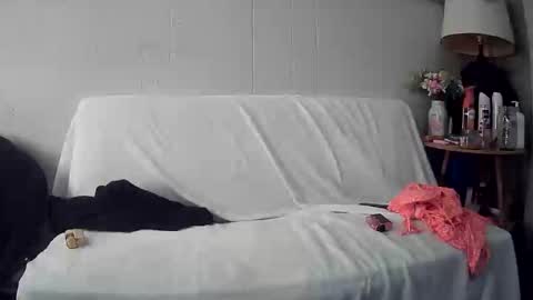 Snapshot of novanautiesxxx chatting on 04-25-26, 12:35 LucidXotix online show from 04-25-26, 12:35