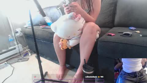 Snapshot of novanautiesxxx chatting on 05-18-26, 10:37 LucidXotix online show from 05-18-26, 10:37