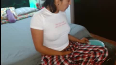 Snapshot of novaperotti chatting on 01-30-25, 04:48 novaperotti online show from 01-30-25, 04:48