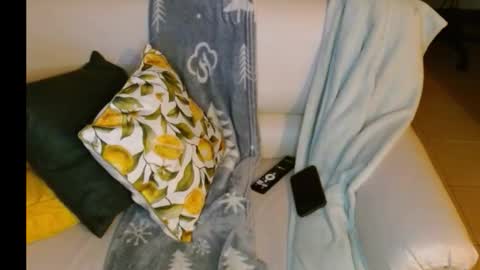 Snapshot of novaperotti chatting on 09-20-25, 12:44 novaperotti online show from 09-20-25, 12:44