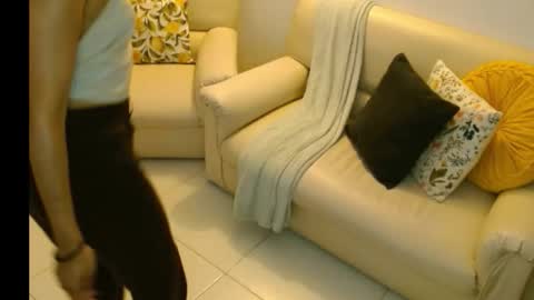 Snapshot of novaperotti chatting on 11-07-25, 01:05 novaperotti online show from 11-07-25, 01:05