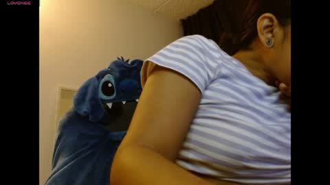 Snapshot of novaperotti chatting on 05-28-26, 01:36 novaperotti online show from 05-28-26, 01:36