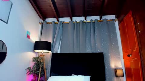 Snapshot of novaybrian chatting on 02-27-25, 10:59 NovayBrian online show from 02-27-25, 10:59