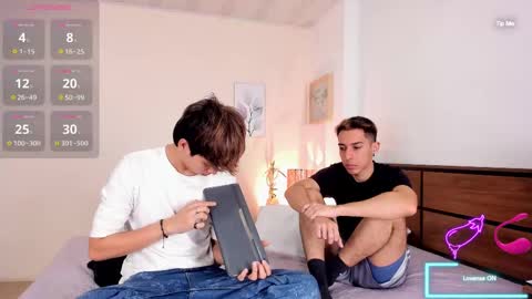 Snapshot of novaybrian chatting on 10-14-25, 12:44 NovayBrian online show from 10-14-25, 12:44