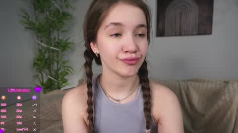 Snapshot of now_you_know chatting on 12-04-24, 04:21 Dina online show from 12-04-24, 04:21