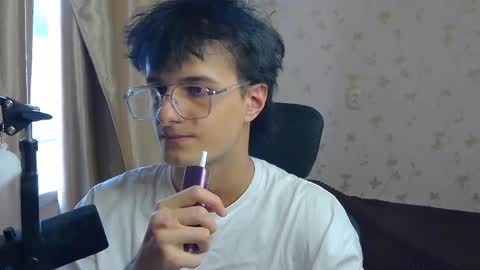 Snapshot of nuar_x chatting on 05-06-26, 02:11 Nuar X online show from 05-06-26, 02:11