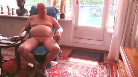 Snapshot of nudejohn chatting on 09-12-25, 10:15 Nudejohn online show from 09-12-25, 10:15