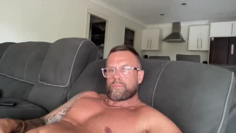 Snapshot of nudemoto chatting on 10-30-25, 11:49 nudemoto online show from 10-30-25, 11:49