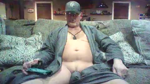 Snapshot of nudistguy194549 chatting on 02-09-25, 02:28 Nudistguy online show from 02-09-25, 02:28