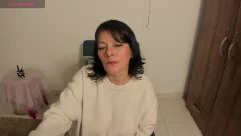 Snapshot of nuit_rose chatting on 04-18-26, 01:42 nuit_rose online show from 04-18-26, 01:42