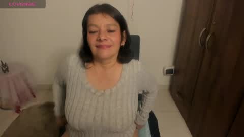 Snapshot of nuit_rose chatting on 04-21-26, 01:42 nuit_rose online show from 04-21-26, 01:42