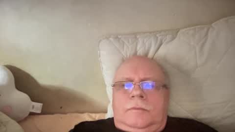 nukiss online show from 11-26-25, 10:38