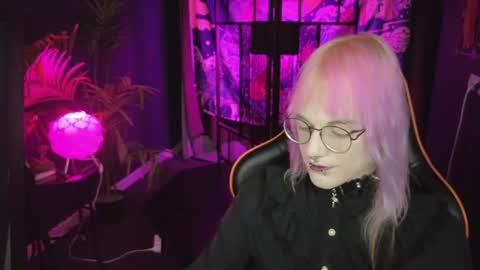 Snapshot of numbaka_ chatting on 03-10-25, 04:46 numbaka_ online show from 03-10-25, 04:46