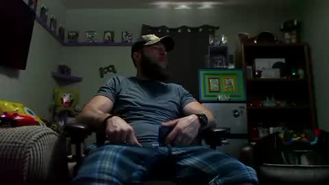 Snapshot of number1dad_ chatting on 09-17-25, 05:14 Awwwww Hey Sweetie Pies. Welcome To The Sweetie Pie Lounge. Enjoy The Dad-Cast. SweetCorny Fun-loving Dad Talk. online show from 09-17-25, 05:14
