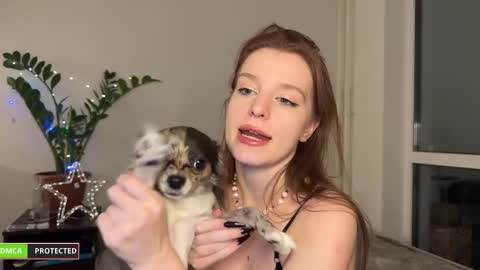 Snapshot of nura_foxx chatting on 01-11-25, 12:22 nura_foxx online show from 01-11-25, 12:22