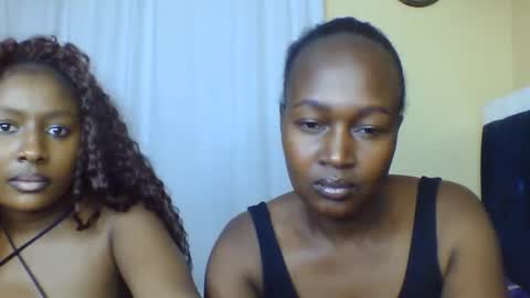 Snapshot of nutgal_ chatting on 10-08-25, 10:57 nutgal online show from 10-08-25, 10:57