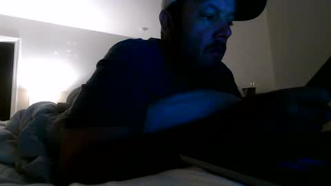 nuttincowboy727272 online show from 05-19-26, 12:49