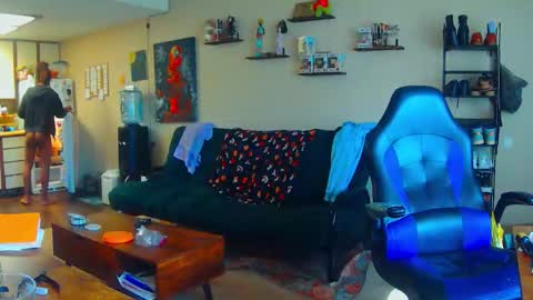 Check the links online show from 01-06-26, 04:00