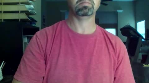 nvrenuff1979 online show from 11-04-25, 12:37