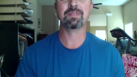 Snapshot of nvrenuff1979 chatting on 04-29-26, 06:58 nvrenuff1979 online show from 04-29-26, 06:58