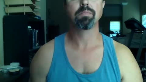 nvrenuff1979 online show from 06-12-26, 02:38