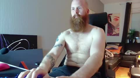 Snapshot of nxrthman chatting on 11-05-25, 10:43 nxrthman online show from 11-05-25, 10:43