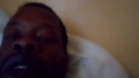 Snapshot of nycguy271 chatting on 02-08-25, 04:14 nycguy271 online show from 02-08-25, 04:14