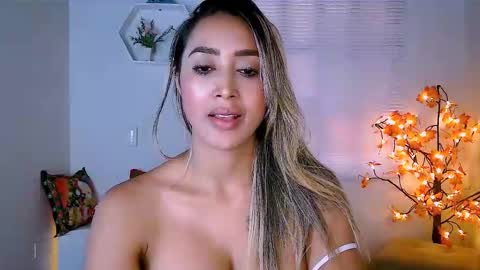 Nycole online show from 12-14-24, 11:12