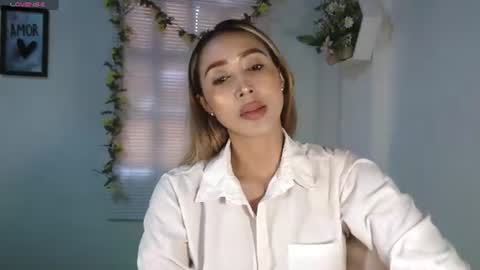 Nycole online show from 07-29-26, 05:00